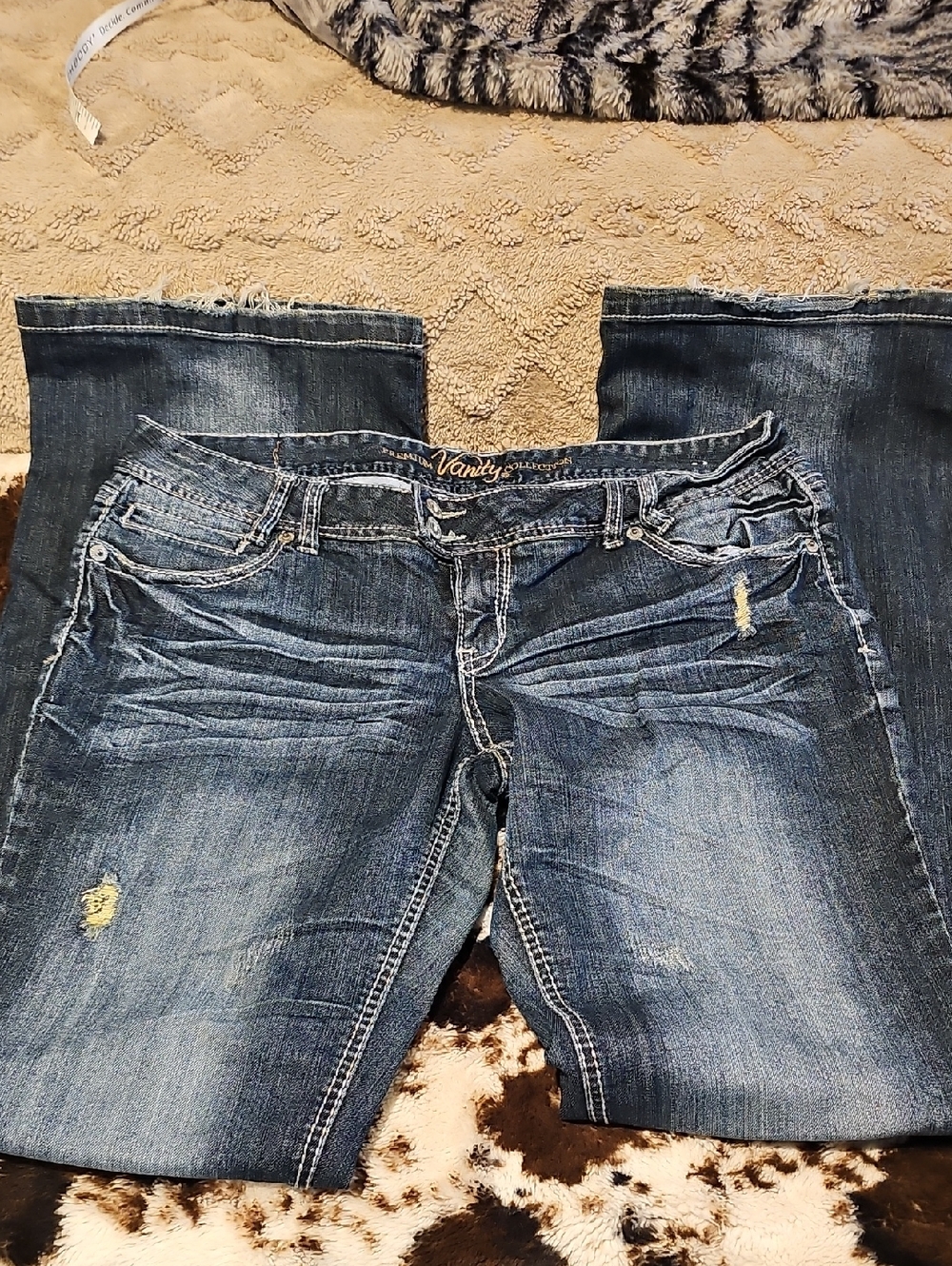 Vanity Distressed Dark Blue Women's Flare Jeans